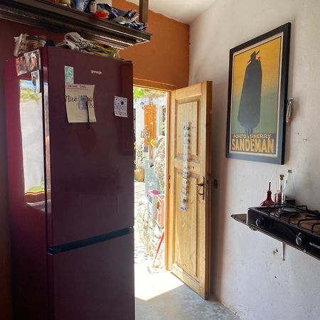 Shotgun Hostel & Guesthouse Vuno 外观 照片